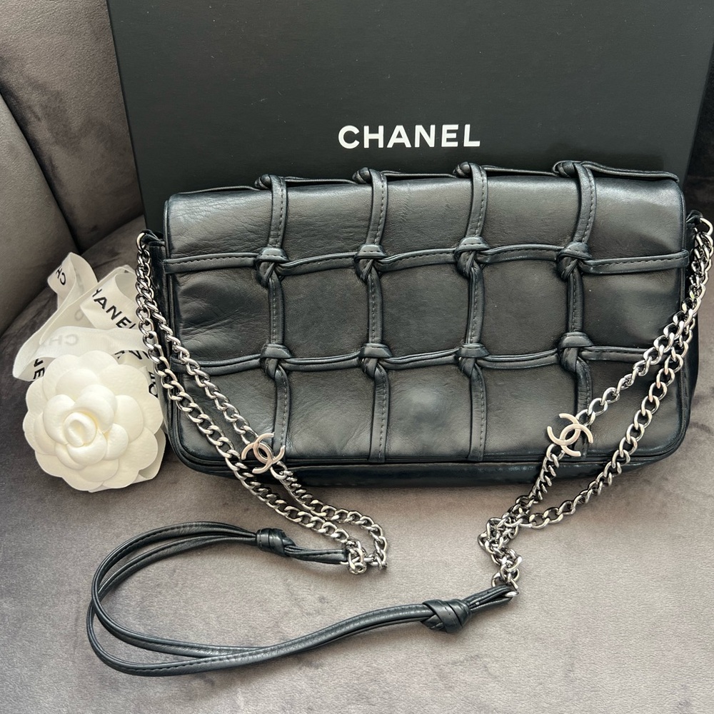 Vintage Chanel Knot Lambskin Bag - Picture 1 of 16